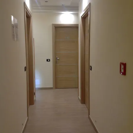 Hotel La Pergola 2* San Giovanni a Piro